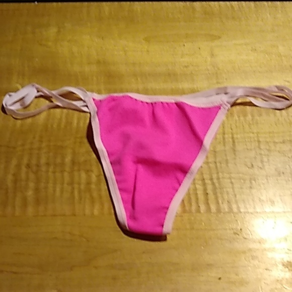 PINK Victoria's Secret Other - 🚨3/$25🚨NIP-PINK G-STRING